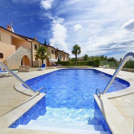 Holiday Home Marina Kastelir Bagian luar foto