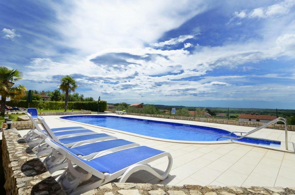 Holiday Home Marina Kastelir Bagian luar foto