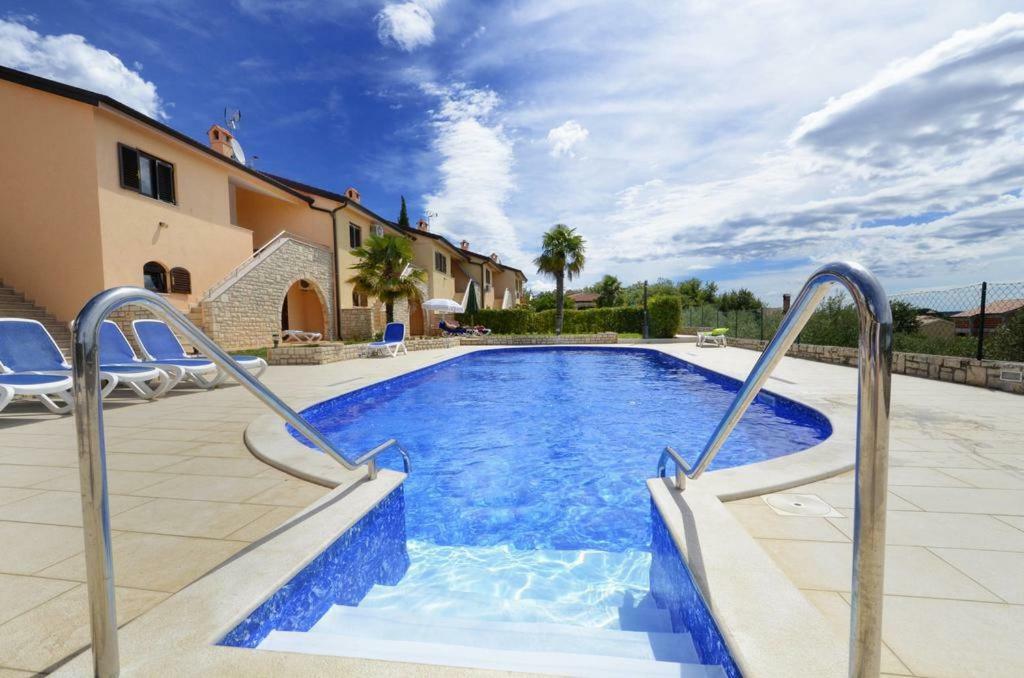 Holiday Home Marina Kastelir Bagian luar foto