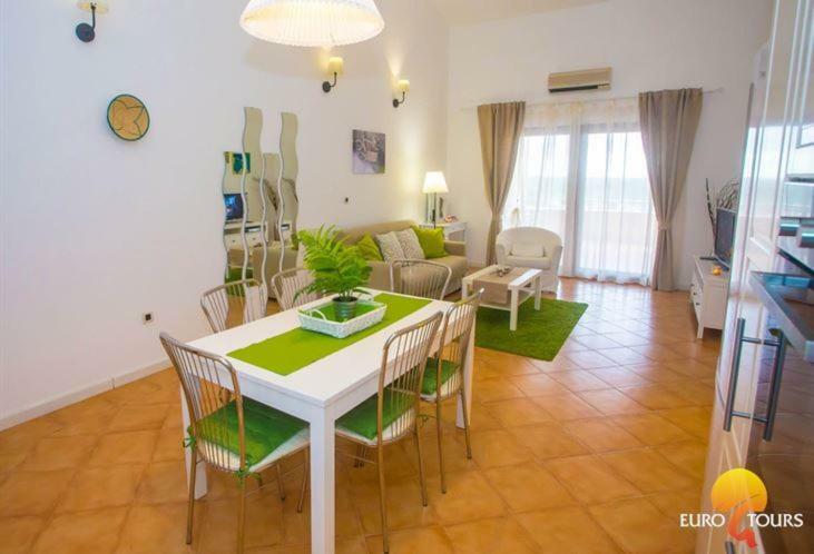 Holiday Home Marina Kastelir Bagian luar foto